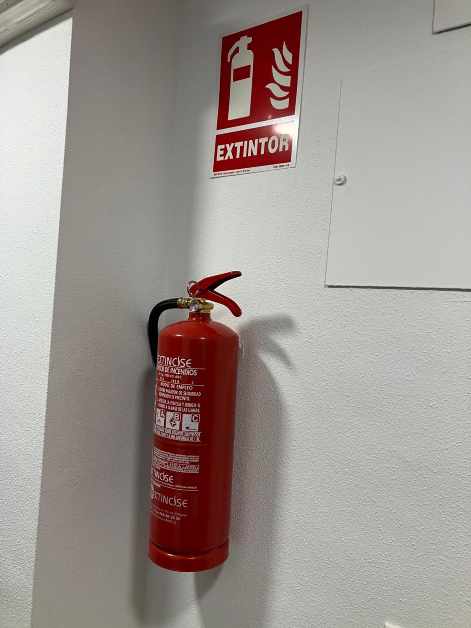 Piso Muy Cerca De La Playa Con Parking Lejlighed Santa Pola Eksteriør billede